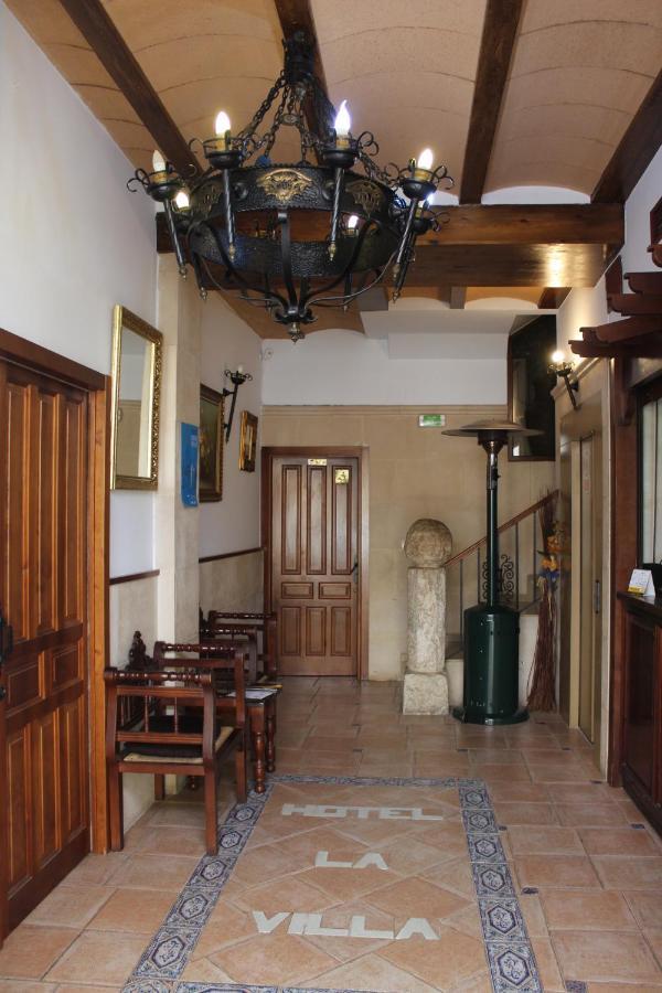 Hotel La Villa Requena Zewnętrze zdjęcie