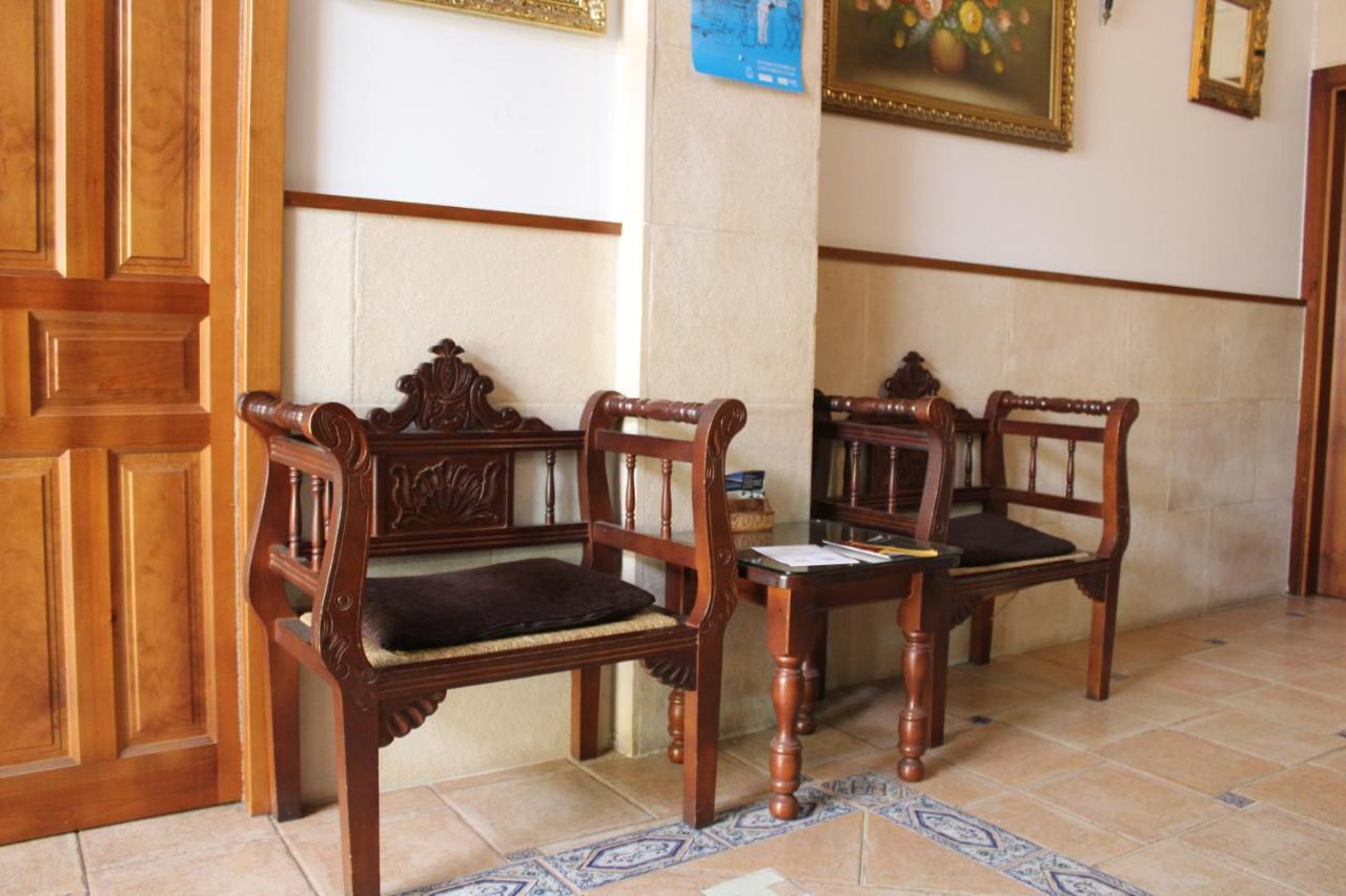 Hotel La Villa Requena Zewnętrze zdjęcie