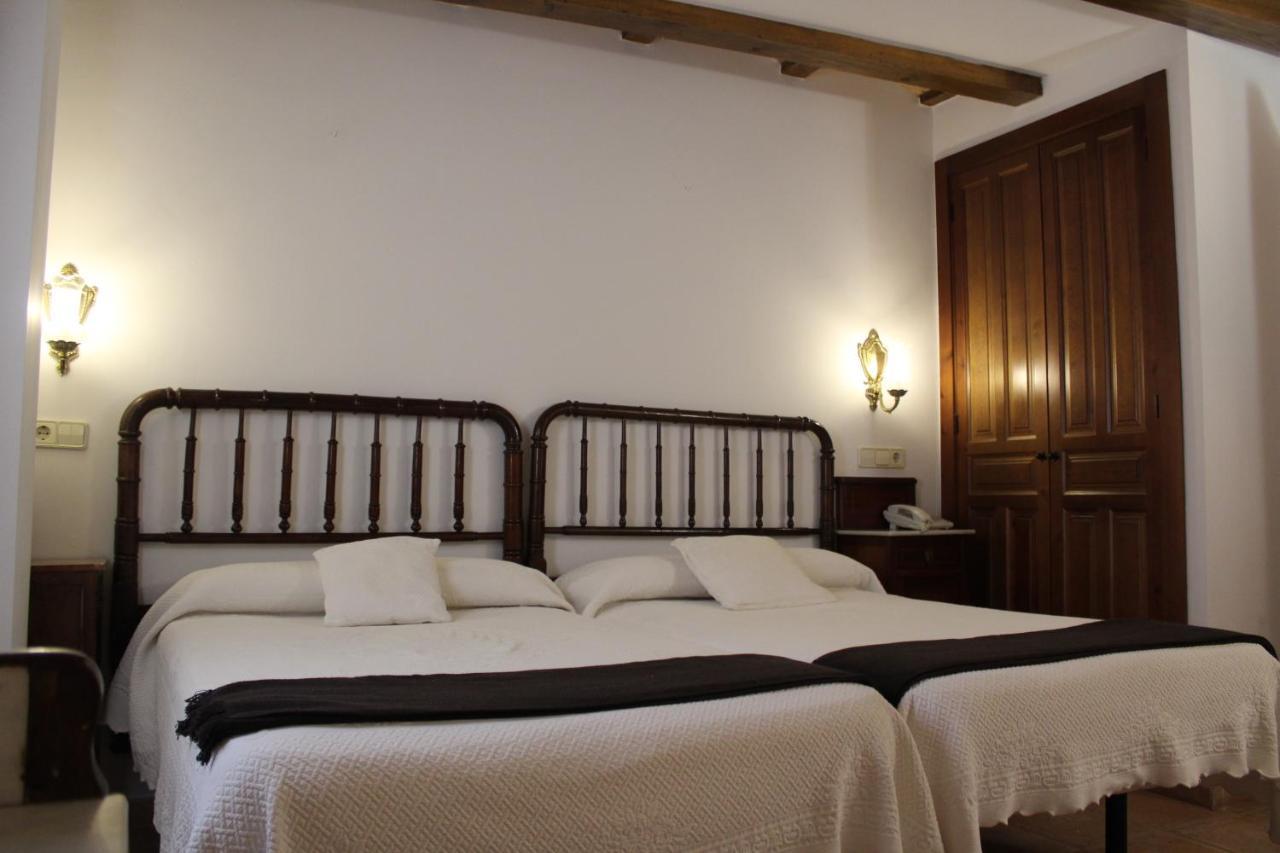 Hotel La Villa Requena Zewnętrze zdjęcie