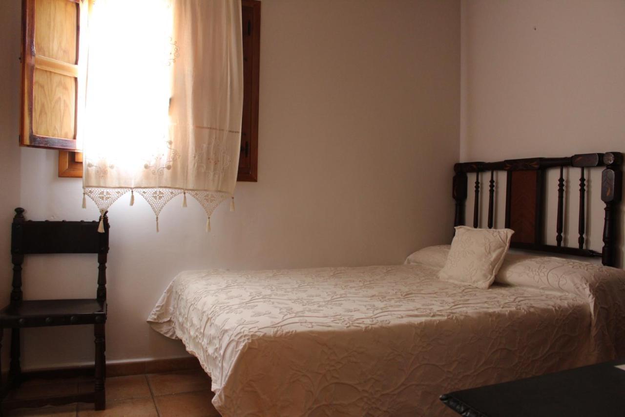 Hotel La Villa Requena Zewnętrze zdjęcie